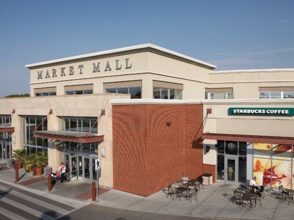 Chinook Centre - Super regional mall in Calgary, Canada 