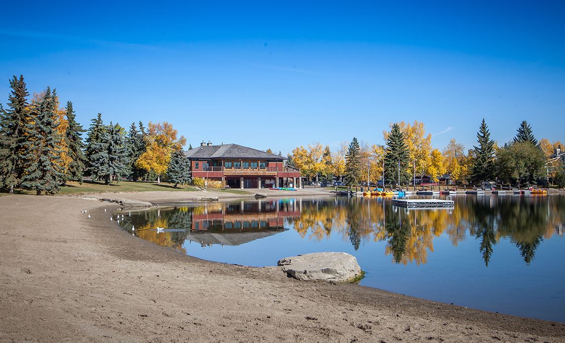 Lake communities in Calgary - Sundance