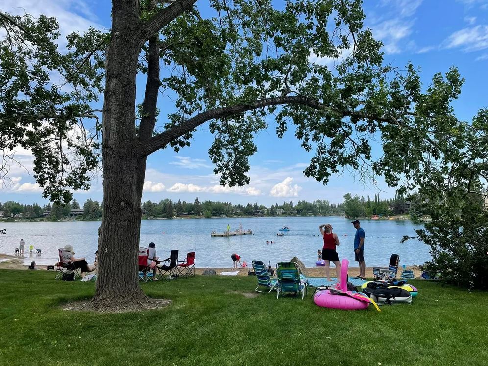 Best Lake Communities in Calgary - Lake Bonavista