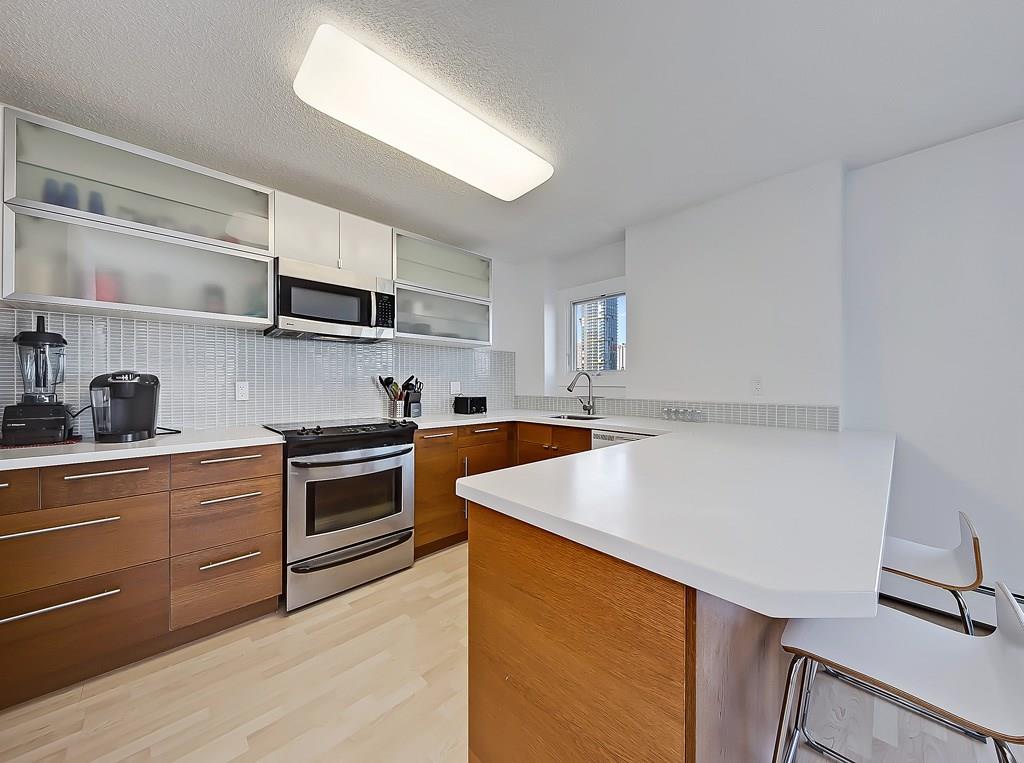 830 540 14th Avenue SW living space Cody Battershill Best Calgary Homes