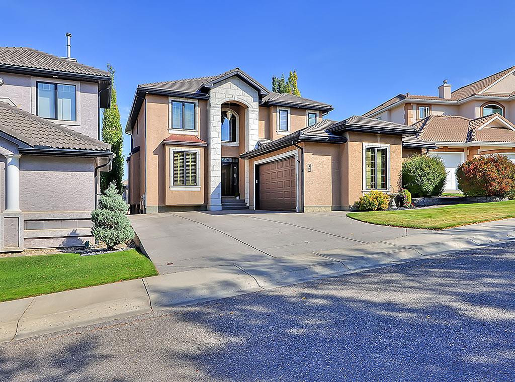 Luxury home in The Hamptons of NW Calgary